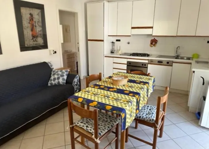 Casa Marina - *